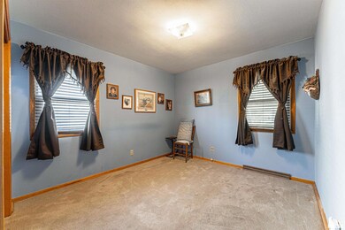 1715 Tremont St, Lincoln, IL 62656 - photo 6