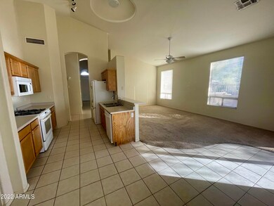 6_Kitchen-Greatroom
