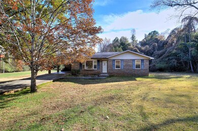 350 Austin Edwards Rd, Walhalla, SC 29691 - photo 2