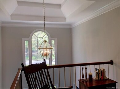 Large Trey Ceiling and Open, Bright, Loft Over Loo