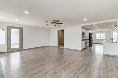 10828 N Balboa Dr, Sun City, AZ 85351 - photo 7