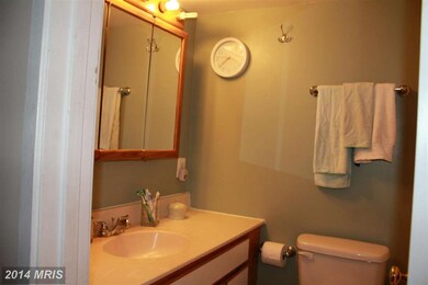 2107 Old Landing Way, Woodbridge, VA 22191 - photo 5