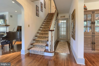 118 Elm Ave, Hershey, PA 17033 - photo 2