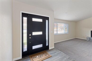 1835 NW Candler Ave, Grants Pass, OR 97526 - photo 4