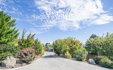 Welcome to 315 N 98th Ave