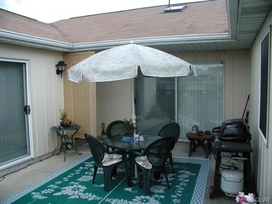 5800 Burning Tree Ln, Macungie, PA 18062 - photo 2