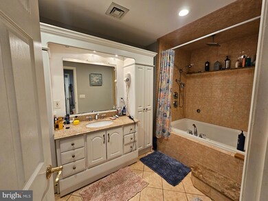 947 Ohio Ave, Ewing, NJ 08638 - photo 7