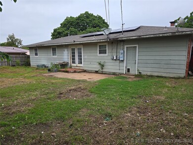 309 Hillcrest St, Pawnee, OK 74058 - photo 4