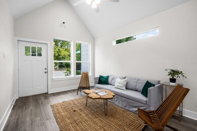 6819 Tuskegee St, Houston, TX 77091 - photo 4