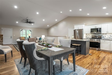 Vaulted ceilings in the open living space