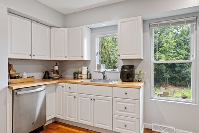 13 Prospect St unit 1, Pepperell, MA 01463 - photo 2