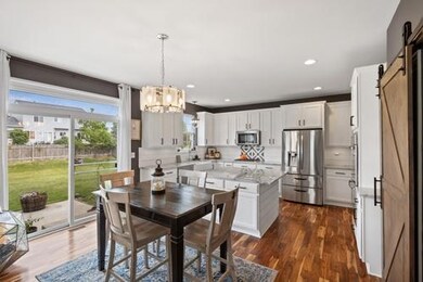 Dining/Kitchen