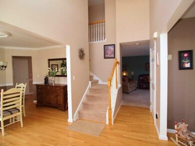 2139 Rolling Meadow Dr, Macungie, PA 18062 - photo 5