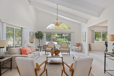 08 - Living Room