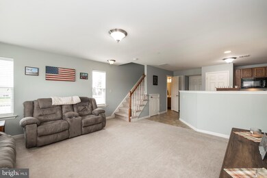2002 Berkeley Dr, Pennsburg, PA 18073 - photo 5