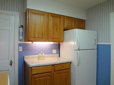 3108 Cedarbrook Ave, Lansing, MI 48910 - photo 7