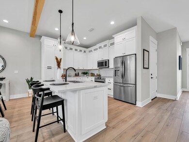 140 Sibert Ave Destin FL 32541 USA-012-0