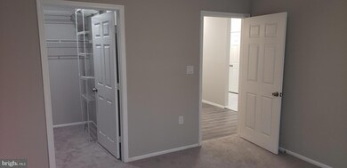 9122 Groffs Mill Dr unit 9122, Owings Mills, MD 21117 - photo 7