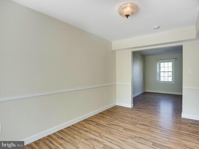 2920 Williamsburg Ct, Woodbridge, VA 22191 - photo 6