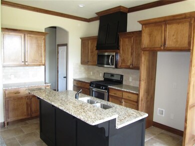 505 Pinewood Dr, Moore, OK 73160 - photo 7