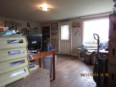 1107 SW Galley Ave, Lincoln City, OR 97367 - photo 4