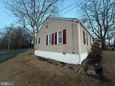 101 Franklin St, Swedesboro, NJ 08085 - photo 3
