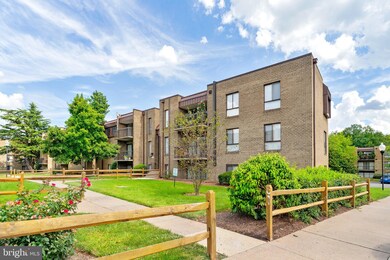 7599 Gales Ct unit 201, Manassas, VA 20109 - photo 2