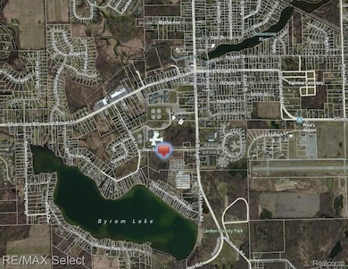 330 Stan Eaton Dr, Linden, MI 48451 - photo 2