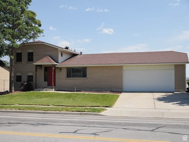 2333 W Ledgewood Dr, Taylorsville, UT 84129 - photo 4