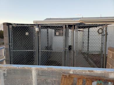 7560 N Boundary St, Columbus, NM 88031 - photo 5