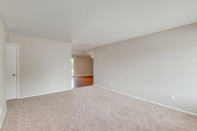 Listing_644043_Photo_5