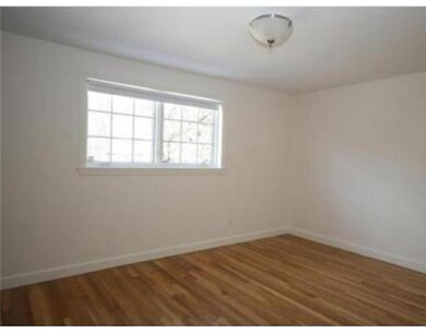 63 Linden St unit 5, Wellesley, MA 02482 - photo 5