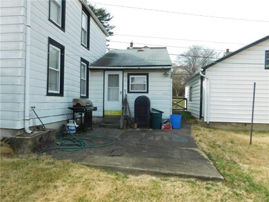 151 Madison St, Freemansburg, PA 18017 - photo 6