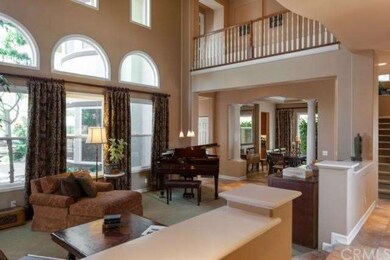 LIGHT & BRIGHT ELEGANT STEP DOWN LIVING ROOM WITH 