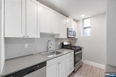 Melrose Hall unit 28, North Bergen, NJ 07047 - photo 6