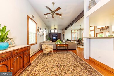 17 Pointers Auburn Rd, Swedesboro, NJ 08085 - photo 2