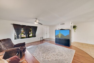 Famiy/ Great Room