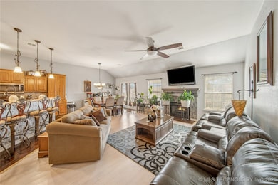 10906 E 95th St N, Owasso, OK 74055 - photo 6