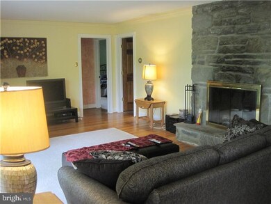 516 N Valley Forge Rd, Devon, PA 19333 - photo 2