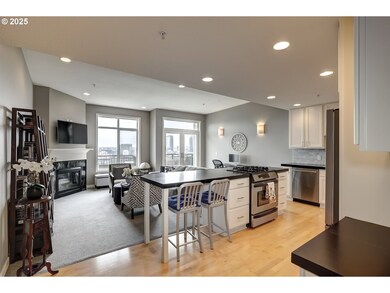 1815 SW 16th Ave unit 402, Portland, OR 97201 - photo 6