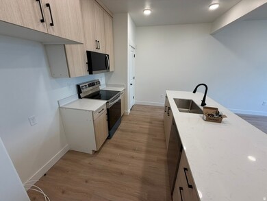 259 W 690 N, Smithfield, UT 84335 - photo 5