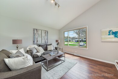 1111 Coolidge Ave, Wheaton, IL 60189 - photo 2