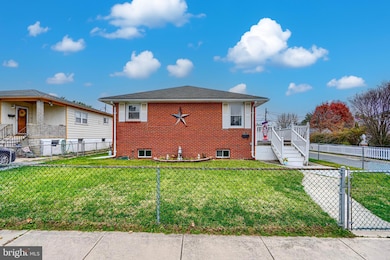 3118 Lynch Rd, Sparrows Point, MD 21219 - photo 3