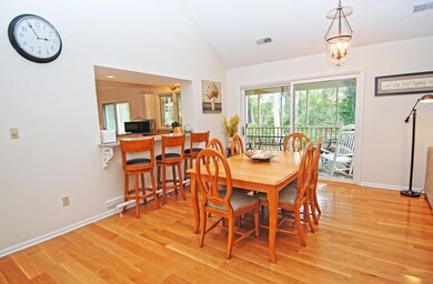 MLS7_DSC_0029_dining 1