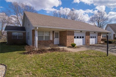 1062 Ina Cir, Franklin, IN 46131 - photo 2