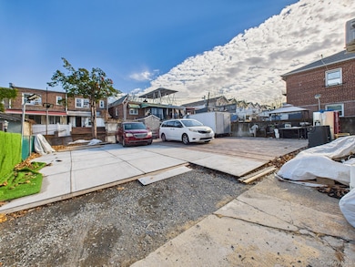 3234 Paulding Ave, Bronx, NY 10469 - photo 4