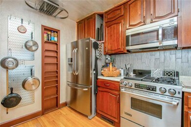 904 E 35th St, Des Moines, IA 50317 - photo 7