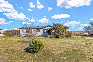 147 Layfield Ln, Rhome, TX 76078 - photo 2