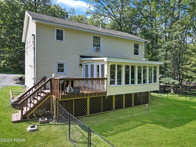 113 Spruce Ct, Hawley, PA 18428 - photo 6