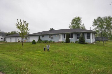 364 Pagelow Rd, Brooklyn, WI 53521 - photo 3